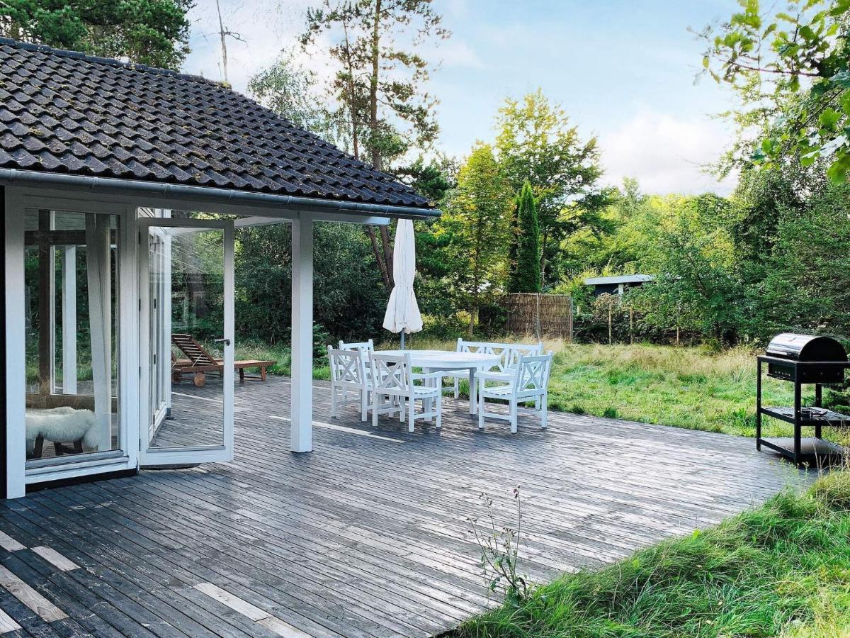 8 Person Holiday Home In Gedser Exterior foto